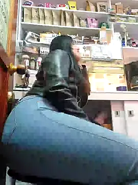 Sophie-hatter online show from 01-29-25, 06:50