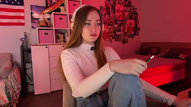 LinaWitch online show from 07-28-26, 04:05