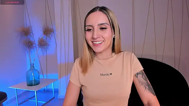 MollySundersX online show from 12-17-25, 08:15