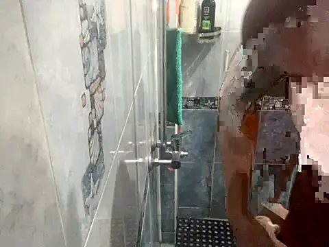 Snapshot of Arez333 chatting on 10-27-25, 05:33 Arez333 online show from 10-27-25, 05:33