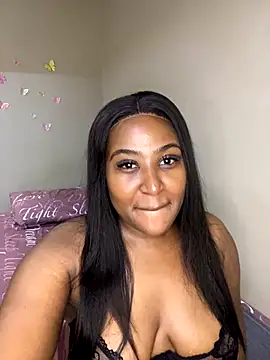 Snapshot of yummydoll97 chatting on 11-16-25, 05:40 yummydoll97 online show from 11-16-25, 05:40