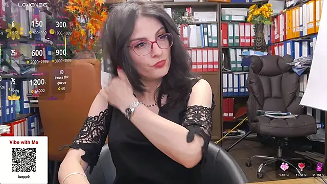 classyladyrellax online show from 06-11-26, 12:25