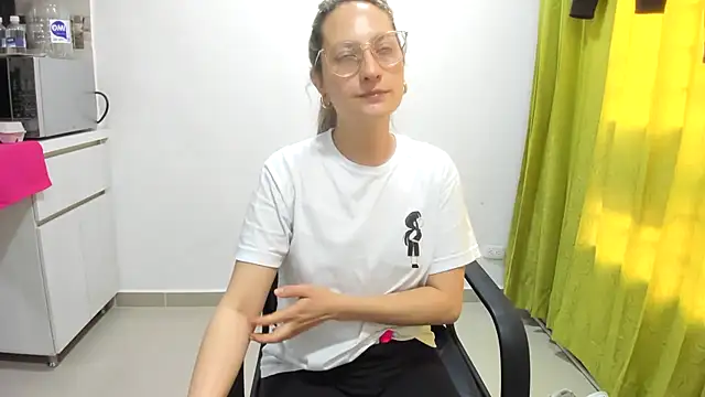 Adele johnsonn1 online show from 01-17-25, 03:00