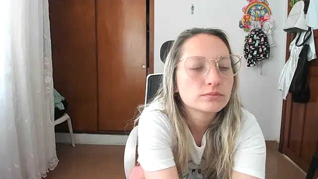 Adele johnsonn1 online show from 10-09-25, 02:59