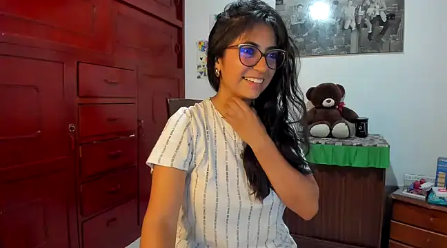 Isabellaa22 1 online show from 01-09-25, 03:58