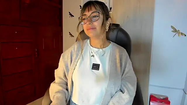 Isabellaa22 1 online show from 02-19-26, 01:23