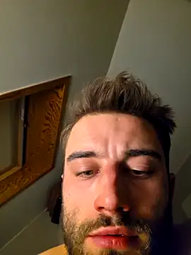 Snapshot of Vekie_007 chatting on 04-03-26, 11:47 Vekie 007 online show from 04-03-26, 11:47