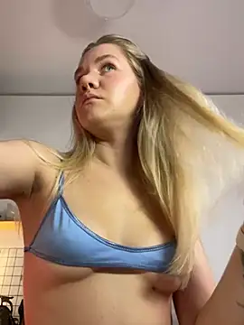 teasecake online show from 12-06-24, 01:18