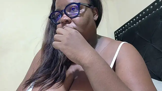 Snapshot of TatianaSantodomingo chatting on 04-18-26, 11:03 TatianaSantodomingo online show from 04-18-26, 11:03