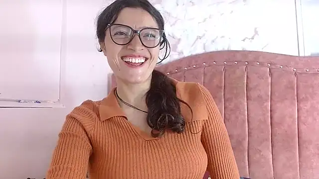 Snapshot of lunazulsj chatting on 01-23-25, 05:31 lunazulsj online show from 01-23-25, 05:31