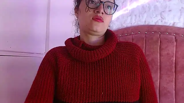 Snapshot of lunazulsj chatting on 01-24-25, 02:08 lunazulsj online show from 01-24-25, 02:08