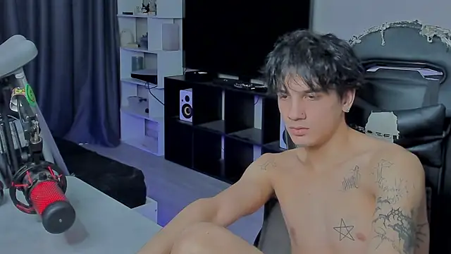 Snapshot of MarkBrowniii chatting on 09-27-25, 11:59 MarkBrowniii online show from 09-27-25, 11:59