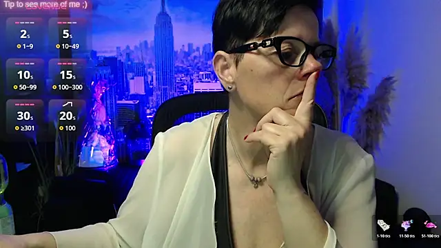 Snapshot of ninarandmann chatting on 05-09-26, 02:00 ninarandmann online show from 05-09-26, 02:00