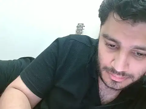 Snapshot of robintoit chatting on 06-09-26, 05:41 robintoit online show from 06-09-26, 05:41