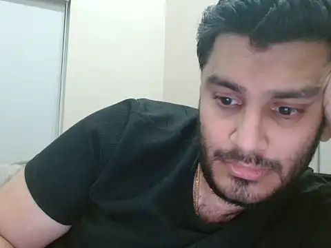 Snapshot of robintoit chatting on 07-08-26, 05:17 robintoit online show from 07-08-26, 05:17
