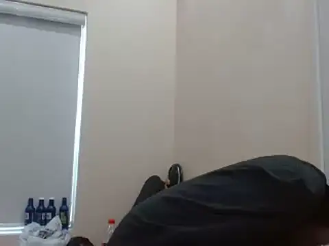Snapshot of robintoit chatting on 07-15-26, 04:07 robintoit online show from 07-15-26, 04:07