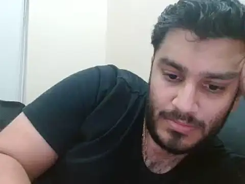 Snapshot of robintoit chatting on 07-15-26, 06:24 robintoit online show from 07-15-26, 06:24