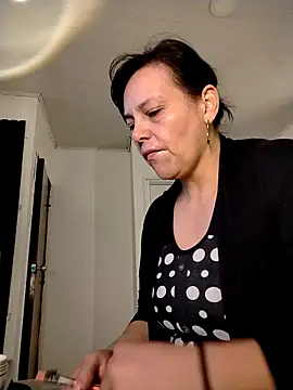 Natasha milf   online show from 02-05-26, 12:54