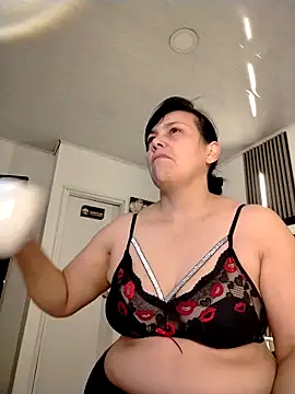 Natasha milf   online show from 02-23-26, 12:57