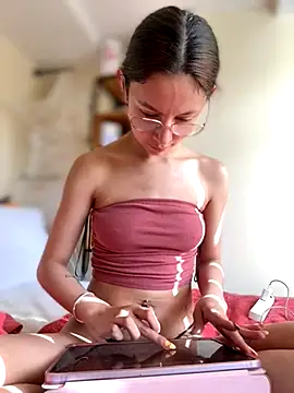 Bonniepark online show from 11-04-25, 12:26