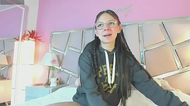 Bonniepark online show from 04-14-26, 01:06