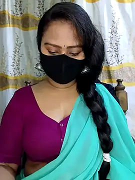 Idhika Paul online show from 02-07-25, 01:53