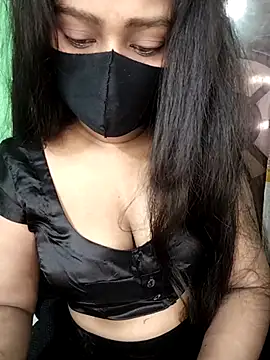 Idhika Paul online show from 12-04-25, 03:21