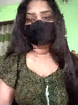 Idhika Paul online show from 04-05-26, 03:15