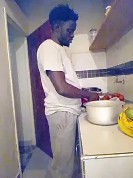 MaskedGQ online show from 10-13-25, 01:44