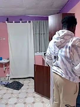 MaskedGQ online show from 10-25-25, 04:24