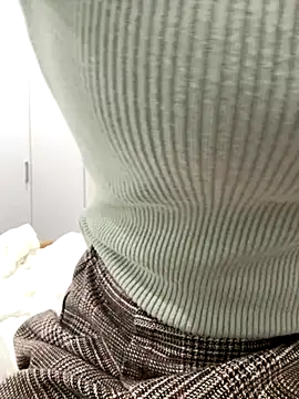 Yui-Ch online show from 09-17-25, 10:06