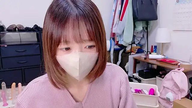 Yui-Ch online show from 08-04-26, 12:41