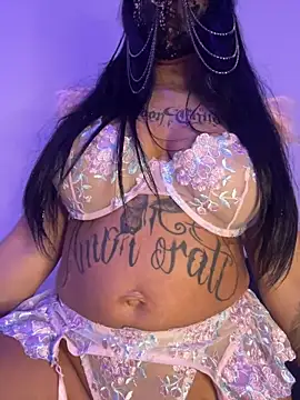 kamila french online show from 03-10-26, 10:04