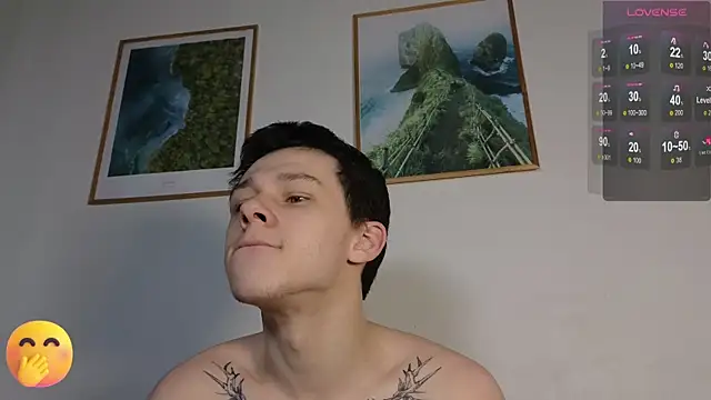 Snapshot of R1mmo__ chatting on 03-19-25, 05:41 R1mmo   online show from 03-19-25, 05:41