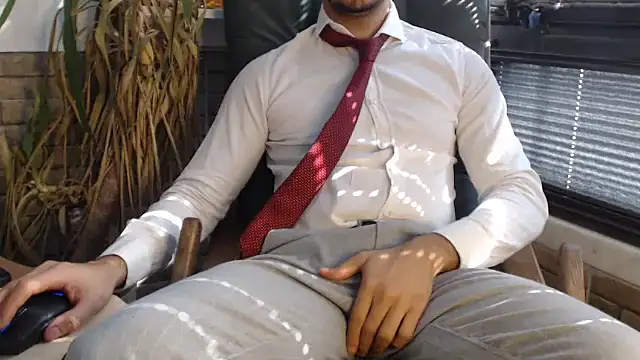 Naughtb0y online show from 03-11-25, 07:37