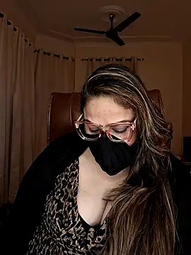 SEXY-Sardarni online show from 01-30-25, 03:08