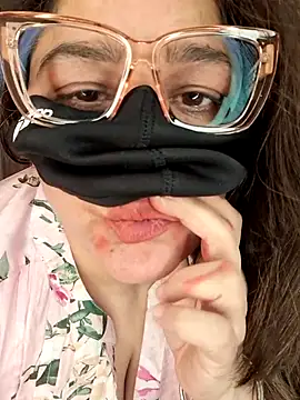 Snapshot of SEXY-Sardarni chatting on 03-28-26, 08:36 SEXY-Sardarni online show from 03-28-26, 08:36