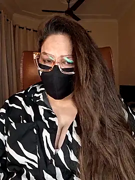 Snapshot of SEXY-Sardarni chatting on 06-13-26, 03:21 SEXY-Sardarni online show from 06-13-26, 03:21