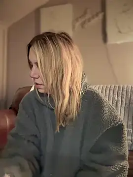 blondebitch2 online show from 02-02-25, 11:53