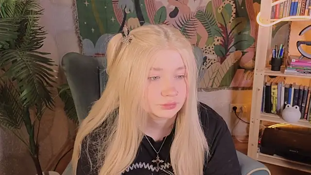 carolina elf online show from 04-09-26, 06:19