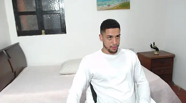 Jhors  Collens online show from 02-18-25, 07:54