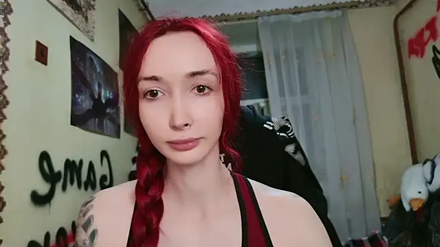 Snapshot of Roxy_Silver chatting on 07-01-26, 09:58 Roxy Silver online show from 07-01-26, 09:58