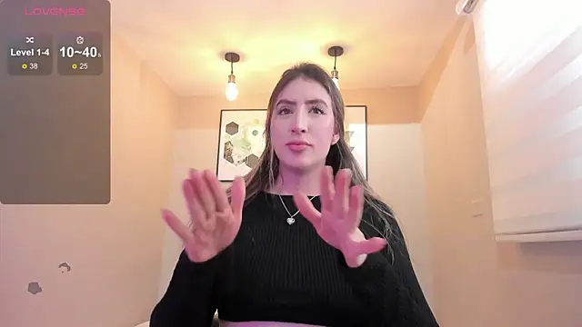  AlejaCruz  online show from 07-30-26, 07:35