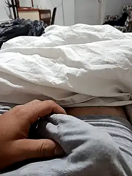 Snapshot of serkanhrc chatting on 10-18-25, 09:15 serkanhrc online show from 10-18-25, 09:15