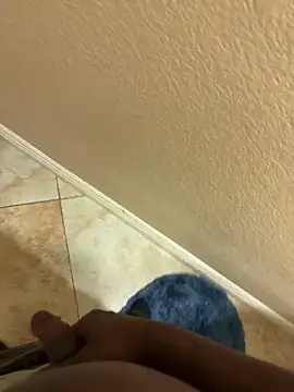 Snapshot of MrLiccYourPussyDry chatting on 11-15-25, 12:34 MrLiccYourPussyDry online show from 11-15-25, 12:34