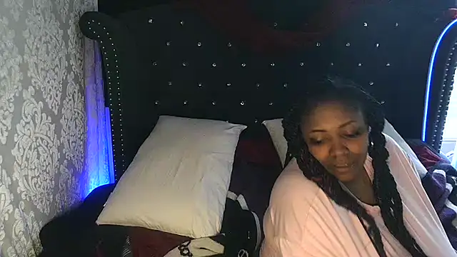 Snapshot of msyvette1970@xh chatting on 12-11-24, 04:31 msyvette1970xh online show from 12-11-24, 04:31