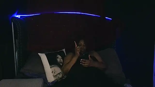 Snapshot of msyvette1970@xh chatting on 09-15-25, 03:23 msyvette1970xh online show from 09-15-25, 03:23