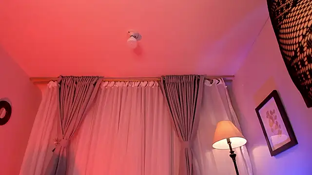 Violetta Nur online show from 10-10-25, 12:42