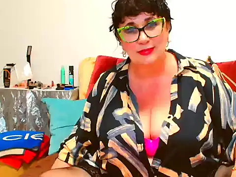 Olvia7985 online show from 06-05-26, 07:52