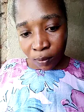 queen boobilicious  online show from 12-20-25, 07:48